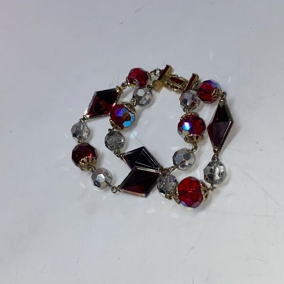 Gorgeous Red Crystal Double Strand Bracelet - Picture 11 of 12